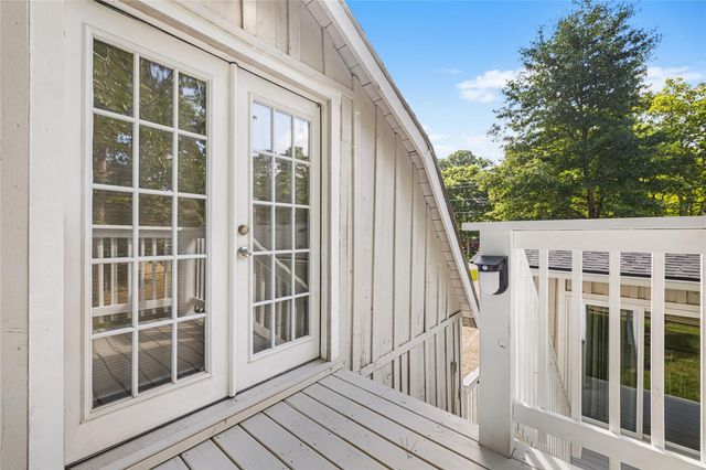 1018 Shawnee Drive, Conroe, TX 77316