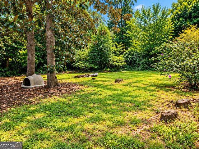 127 Ellendale Lane NW, Atlanta, GA 30318