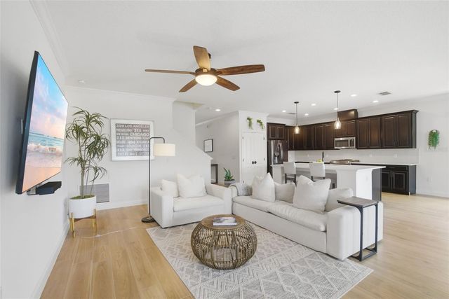 192 VERDE WAY, Debary, FL 32713