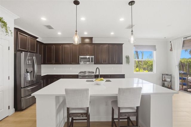 192 VERDE WAY, Debary, FL 32713