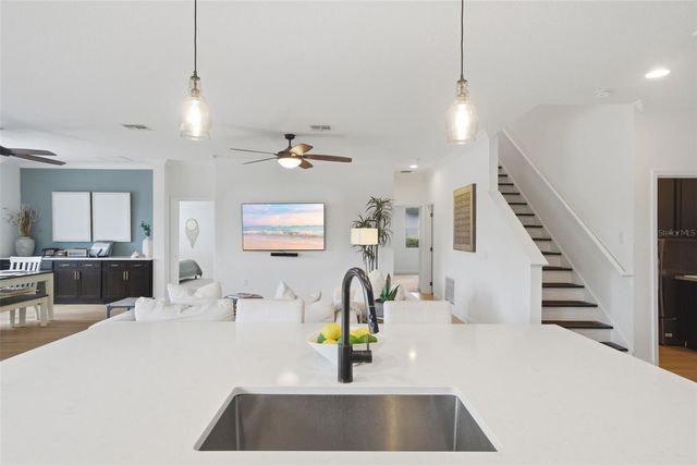 192 VERDE WAY, Debary, FL 32713