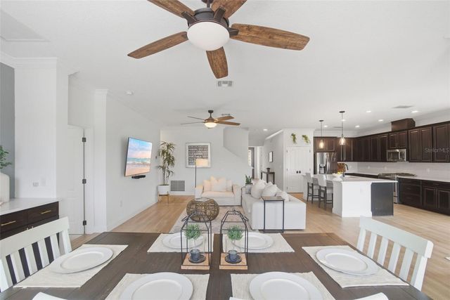 192 VERDE WAY, Debary, FL 32713