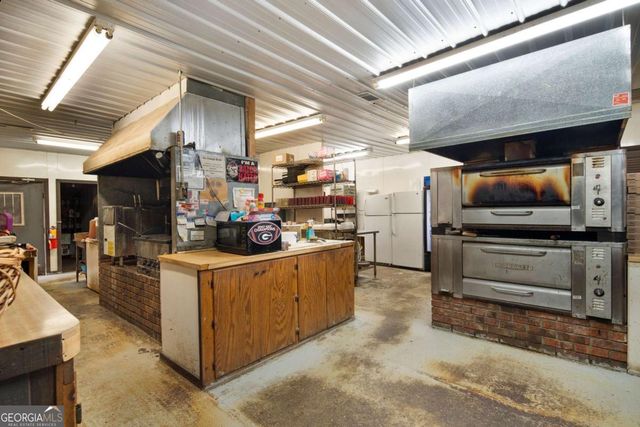 3157 Georgia Highway 120, Tallapoosa, GA 30176