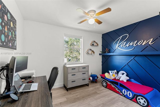 20775 NW 1st St, Pembroke Pines, FL 33029