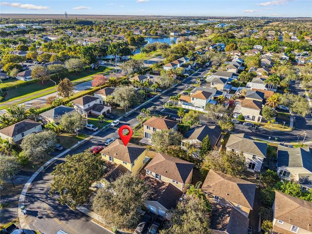 20775 NW 1st St, Pembroke Pines, FL 33029