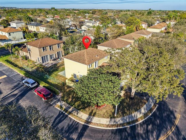 20775 NW 1st St, Pembroke Pines, FL 33029