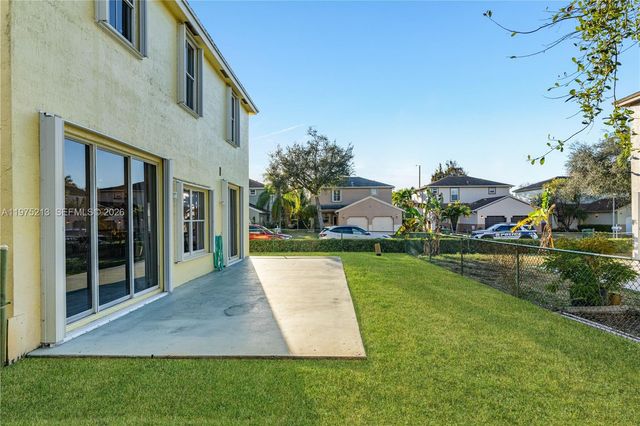 20775 NW 1st St, Pembroke Pines, FL 33029