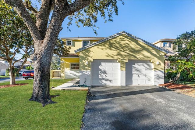 20775 NW 1st St, Pembroke Pines, FL 33029