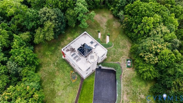 273 Pembroke Ln, Goochland, VA 23238