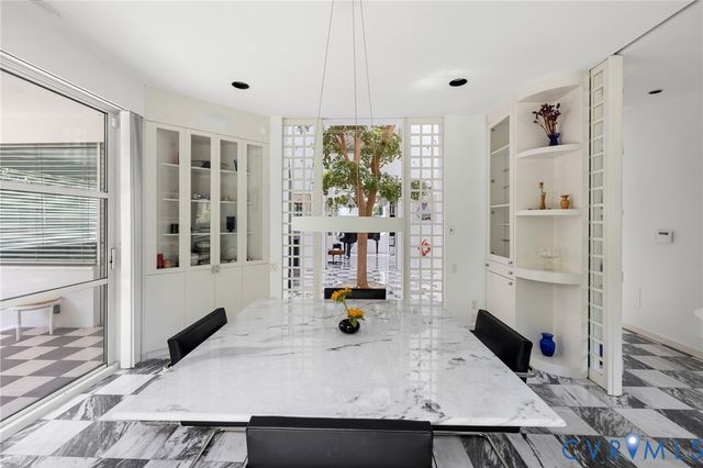 273 Pembroke Ln, Goochland, VA 23238