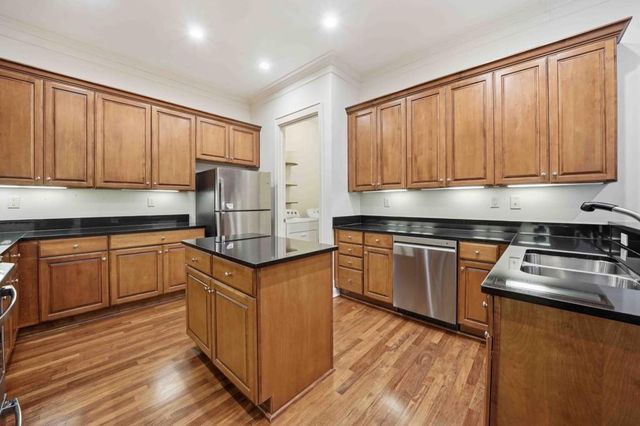 1717 N Decatur NE Road 408, Atlanta, GA 30307