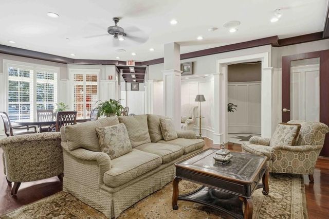 1717 N Decatur NE Road 408, Atlanta, GA 30307