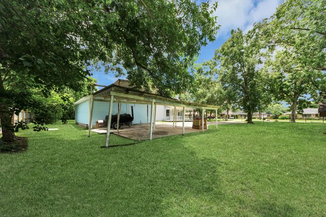 1111 Avenue J Avenue, South Houston, TX 77587
