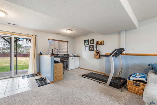 6880 MANCHESTER, Summerset, SD 57718