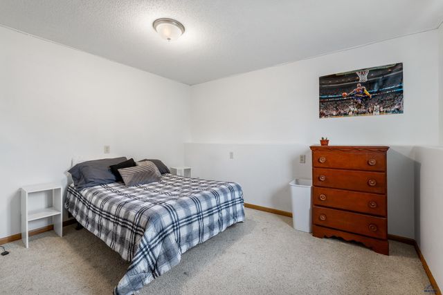 6880 MANCHESTER, Summerset, SD 57718