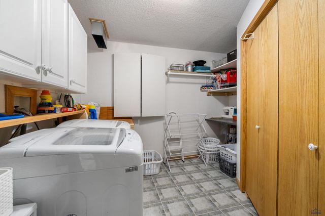 6880 MANCHESTER, Summerset, SD 57718