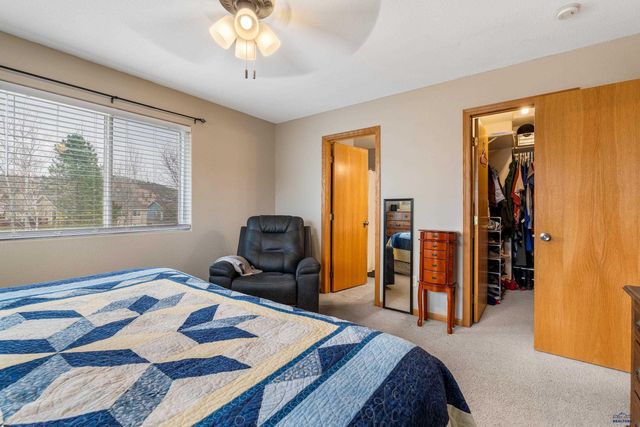 6880 MANCHESTER, Summerset, SD 57718