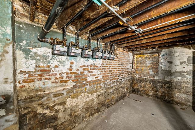 1621 S Lawndale Avenue 3-3, Chicago, IL 60623