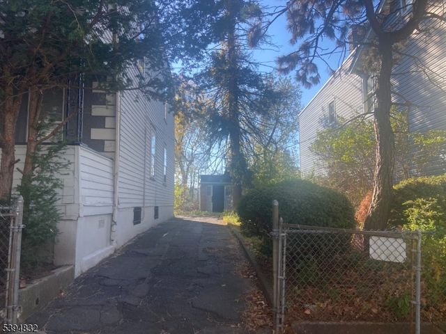 23 Highland Ter, Irvington Twp., NJ 07111