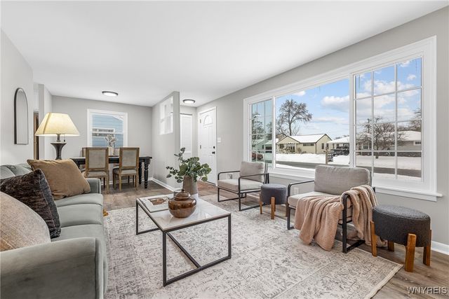 90 Dale Drive, Tonawanda, NY 14150