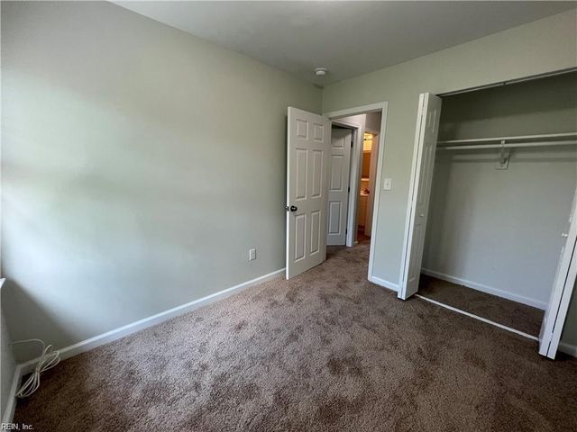 1057 Commonwealth PL, Virginia Beach, VA 23464