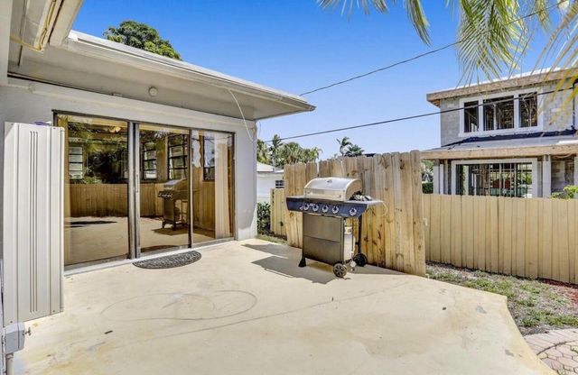1425 NE 4TH Court, Boca Raton, FL 33432