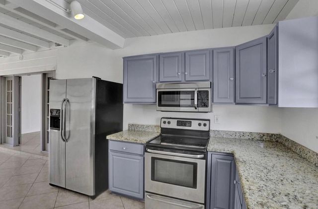 1425 NE 4TH Court, Boca Raton, FL 33432