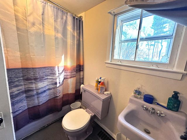 726 Rice Lane, Bennington, VT 05201