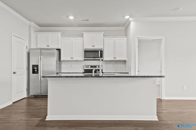 14279 Leadenhall Lane, Athens, AL 35613