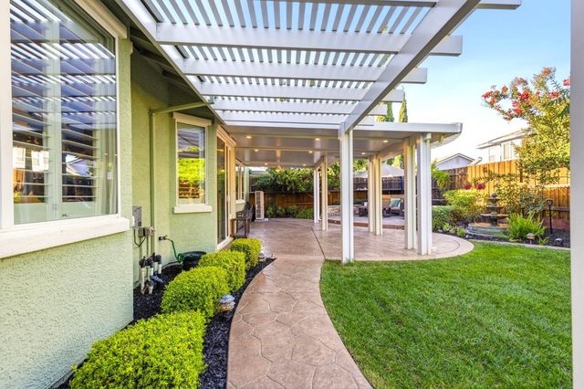 3325 Brolio Ct, Rancho Cordova, CA 95670