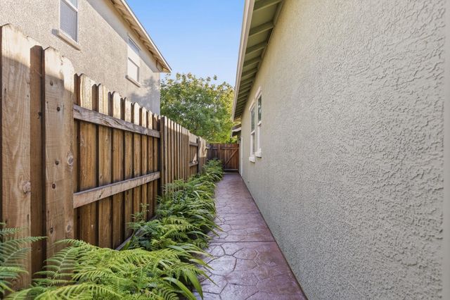 3325 Brolio Ct, Rancho Cordova, CA 95670