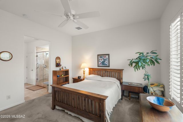 2555 E Josephine View Drive, Green Valley, AZ 85614