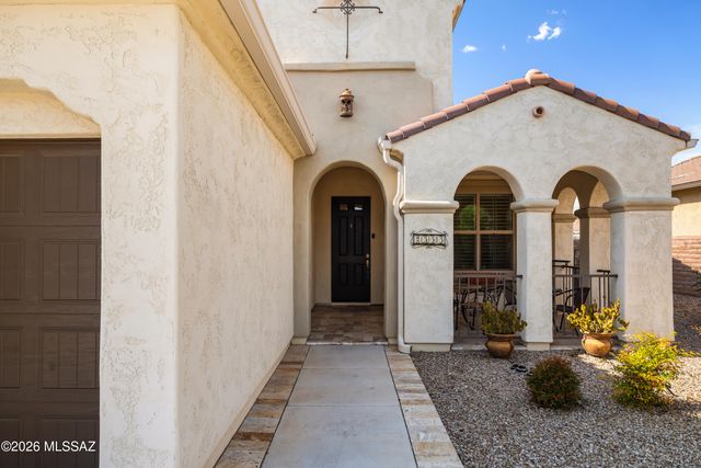 2555 E Josephine View Drive, Green Valley, AZ 85614