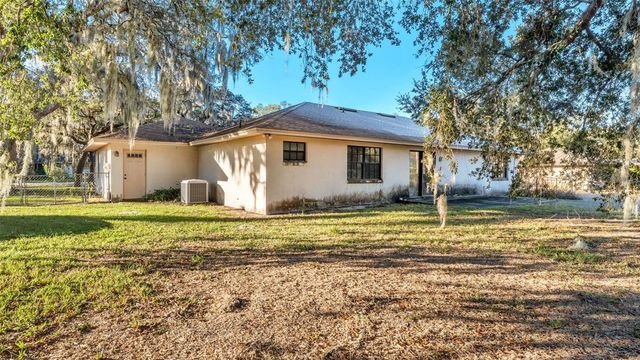 1324 COSTINE DRIVE, Lakeland, FL 33809