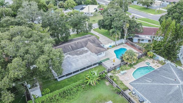 863 BAY BREEZE TERRACE, Largo, FL 33770
