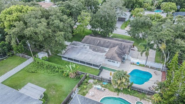 863 BAY BREEZE TERRACE, Largo, FL 33770