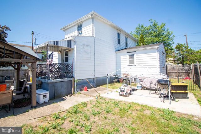 100 GRANT ST, Riverside, NJ 08075