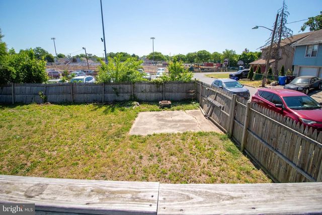 100 GRANT ST, Riverside, NJ 08075