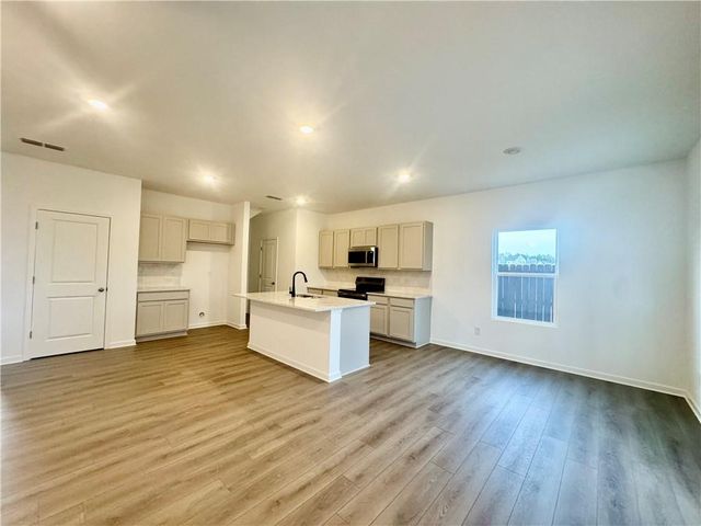 5471 Allegro Lane, Flowery Branch, GA 30542