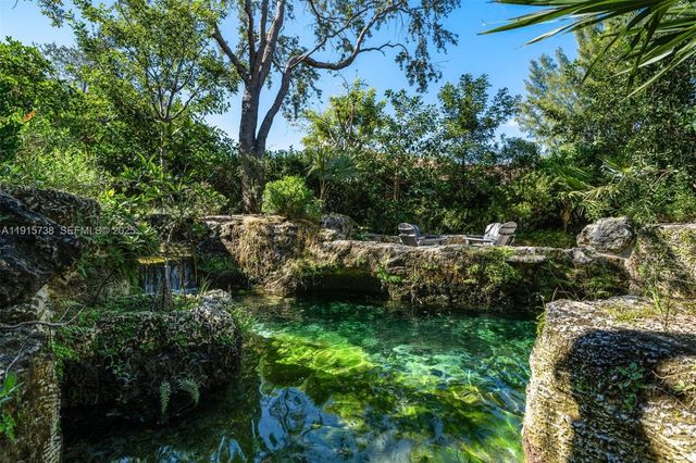 12050 Moss Ranch Rd, Pinecrest, FL 33156