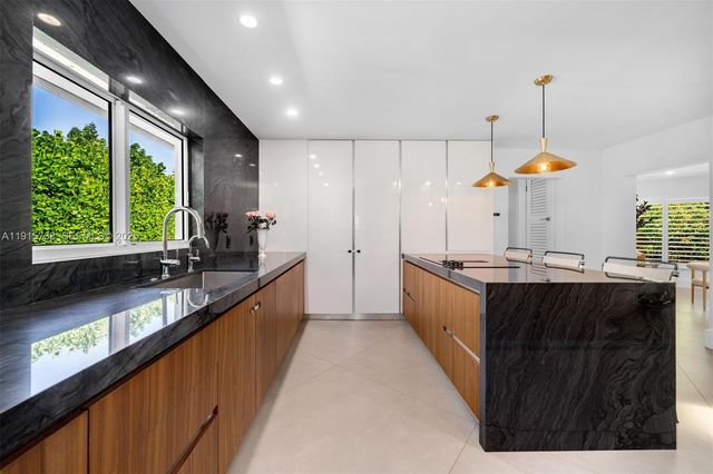 12050 Moss Ranch Rd, Pinecrest, FL 33156