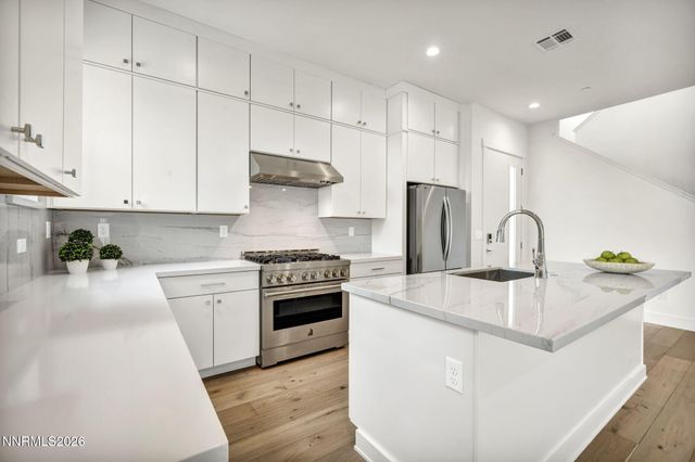 6008 Kelly Heights Way, Reno, NV 89519