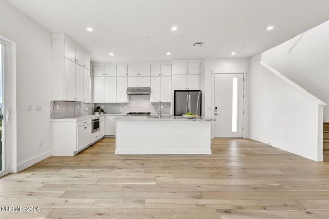 6008 Kelly Heights Way, Reno, NV 89519