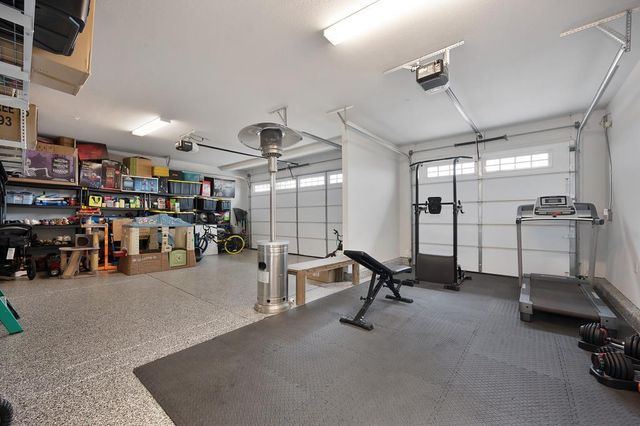 1136 Wadsworth Dr, Roseville, CA 95747