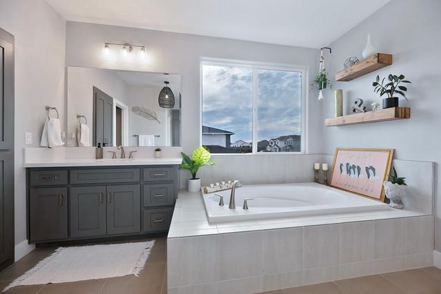 1136 Wadsworth Dr, Roseville, CA 95747