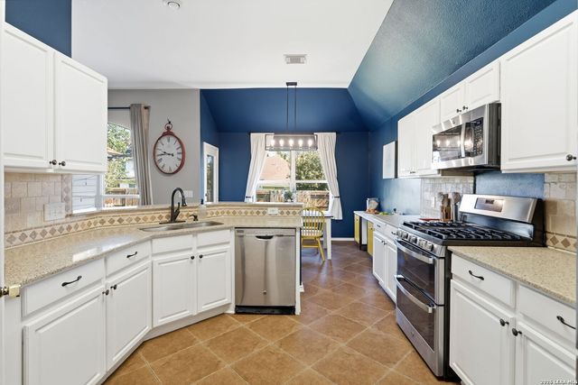 1347 Arrow Stone, San Antonio, TX 78258