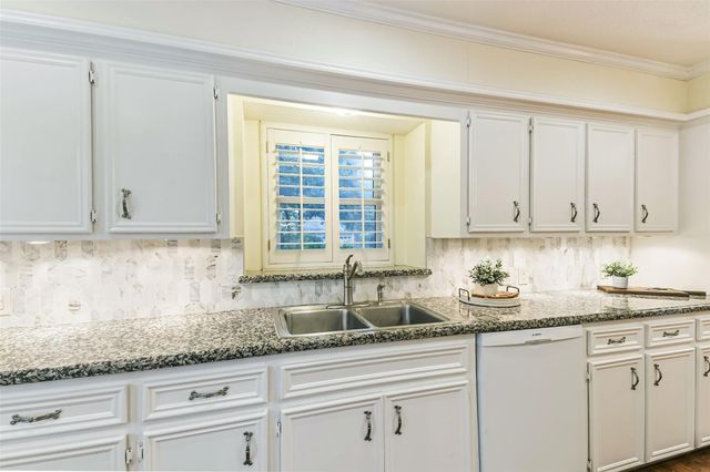 16003 Algrave Lane, Spring, TX 77379