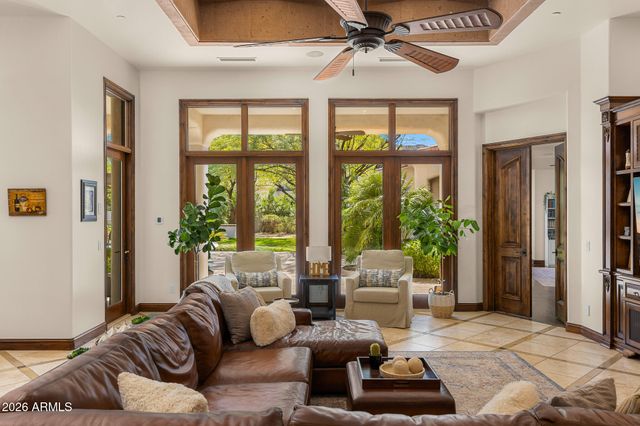 5401 E MOCKINGBIRD Lane, Paradise Valley, AZ 85253