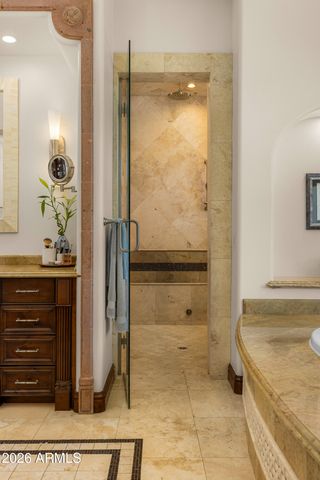 5401 E MOCKINGBIRD Lane, Paradise Valley, AZ 85253