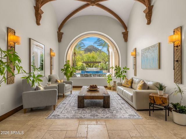 5401 E MOCKINGBIRD Lane, Paradise Valley, AZ 85253